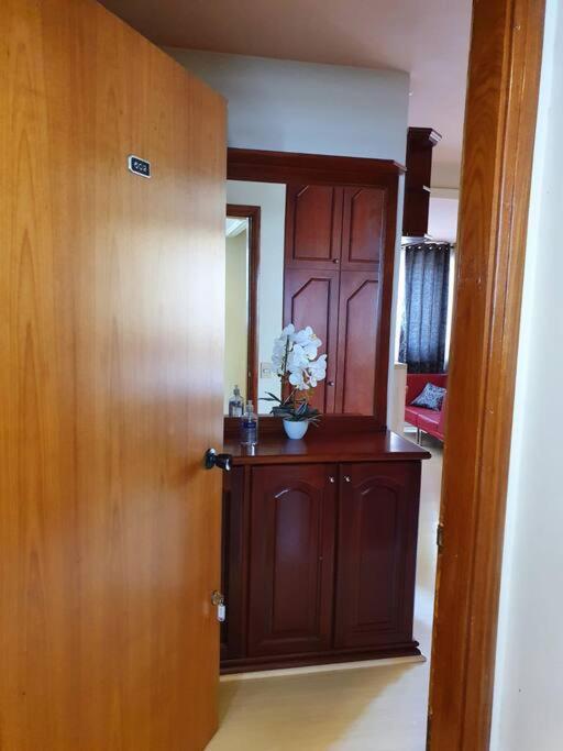 Apartment Flat Street *
